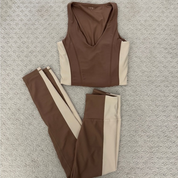 Abercrombie & Fitch Pants - Abercrombie & Fitch YPB Small Leggings Willow Colorblock Set